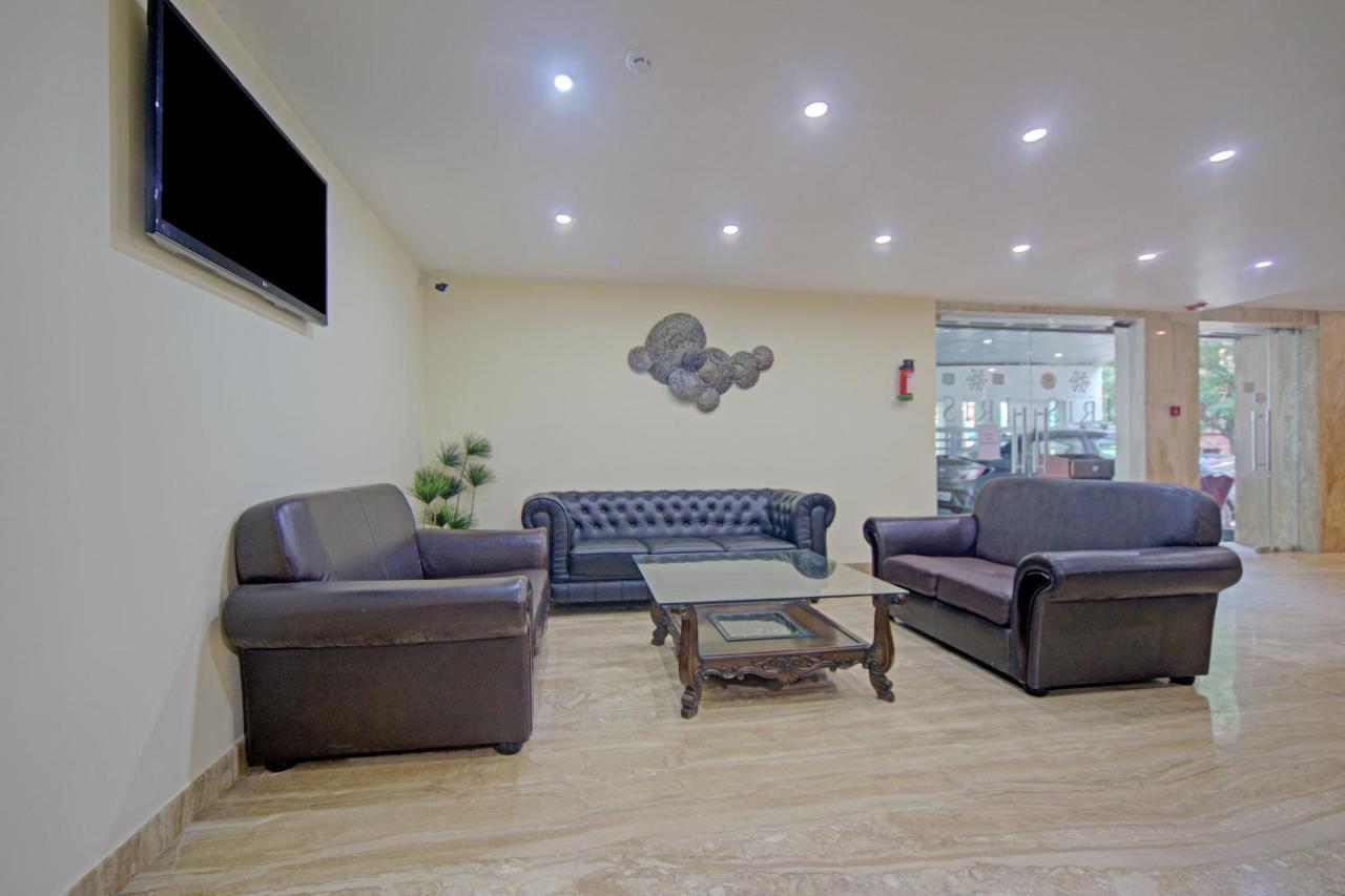 Townhouse 515 Hotel Iris T Nagar Near Shri Ayyappan Temple Csennai Kültér fotó