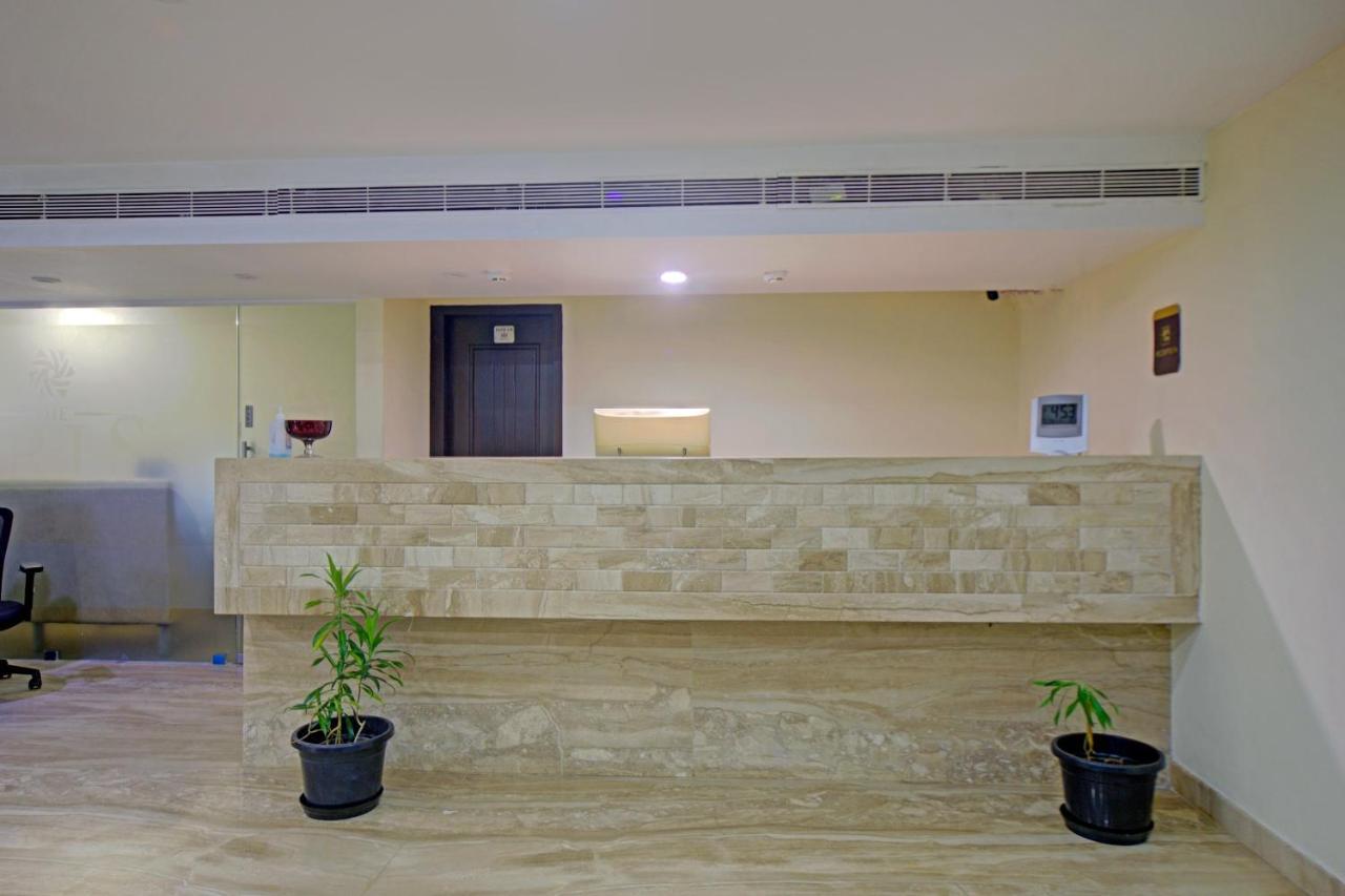 Townhouse 515 Hotel Iris T Nagar Near Shri Ayyappan Temple Csennai Kültér fotó
