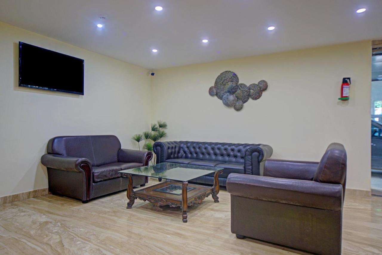 Townhouse 515 Hotel Iris T Nagar Near Shri Ayyappan Temple Csennai Kültér fotó