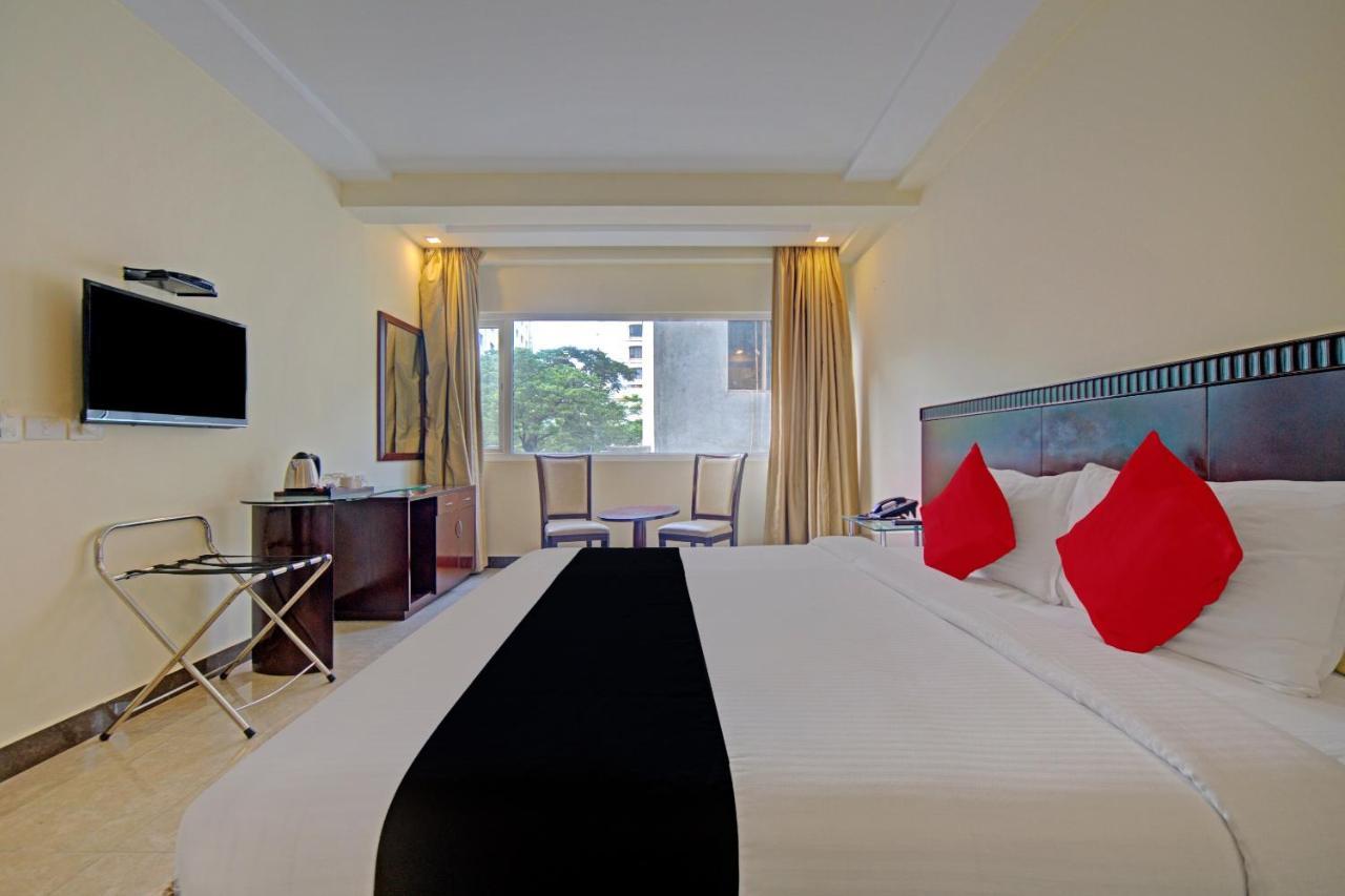 Townhouse 515 Hotel Iris T Nagar Near Shri Ayyappan Temple Csennai Kültér fotó