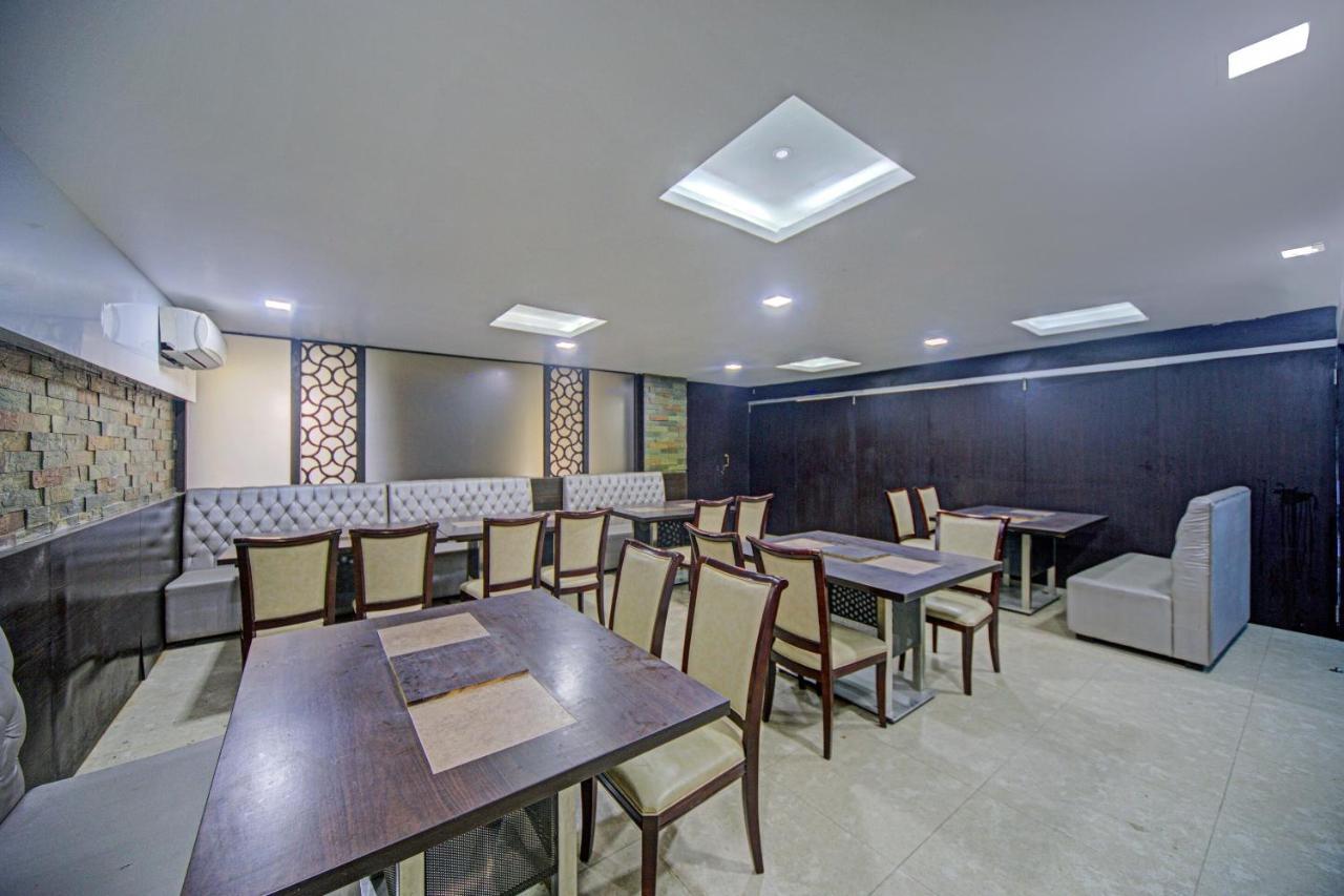 Townhouse 515 Hotel Iris T Nagar Near Shri Ayyappan Temple Csennai Kültér fotó